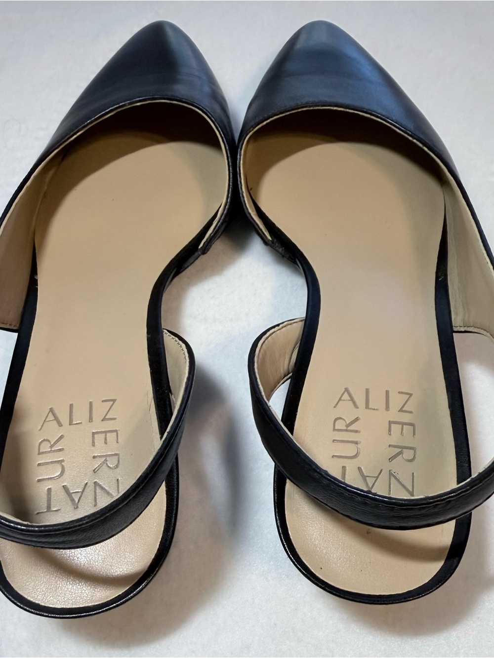 New Naturalizer Banks Leather Slingback D'Orsay Dress Pumps. Size 6M - Picture 6 of 10